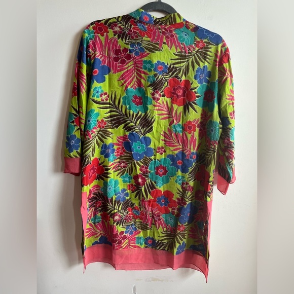 Holt Renfrew Vintage Colourful Floral Tunic Top - Picture 8 of 9